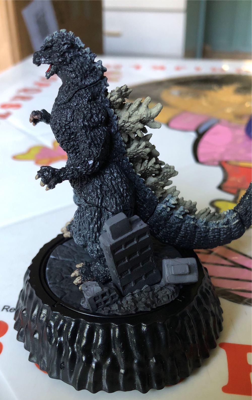 Godzilla ( Bandai / 1989 ) - Godzilla vinyl figure collectible - Main Image 2