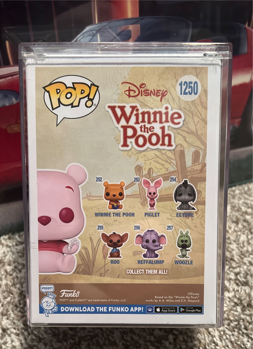 Winnie The Pooh Flocked Exclusive - Winnie the Pooh vinyl figure collectible [Barcode 889698666121] - Main Image 2