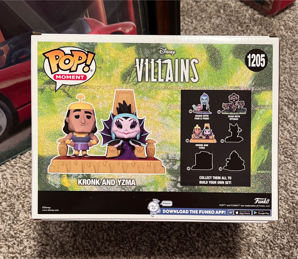 Villains Assemble: Yzma & Kronk - Disney Villains vinyl figure collectible [Barcode 889698646789] - Main Image 2