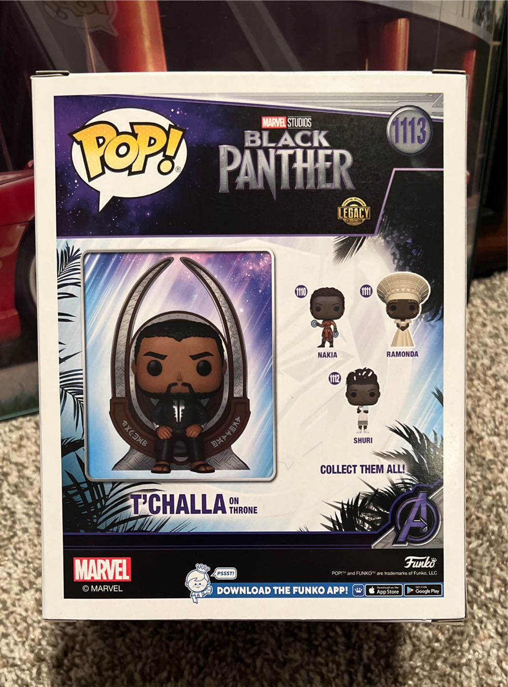BLACK PANTHER: T’CHALLA ON THRONE - Marvel Universe vinyl figure collectible [Barcode 889698608121] - Main Image 2