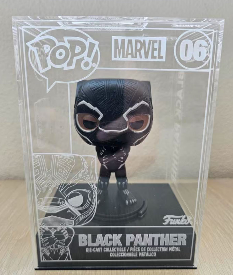Black Panther - Marvel Universe vinyl figure collectible [Barcode 889698648691] - Main Image 3
