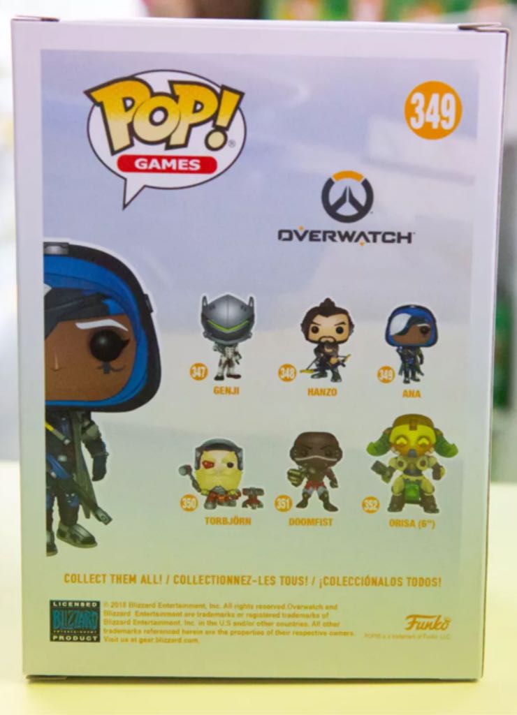 Ana - Overwatch vinyl figure collectible - Main Image 2