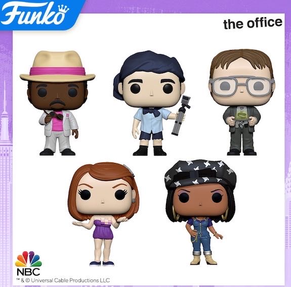 Kelly Kapoor  vinyl figure collectible - Main Image 2