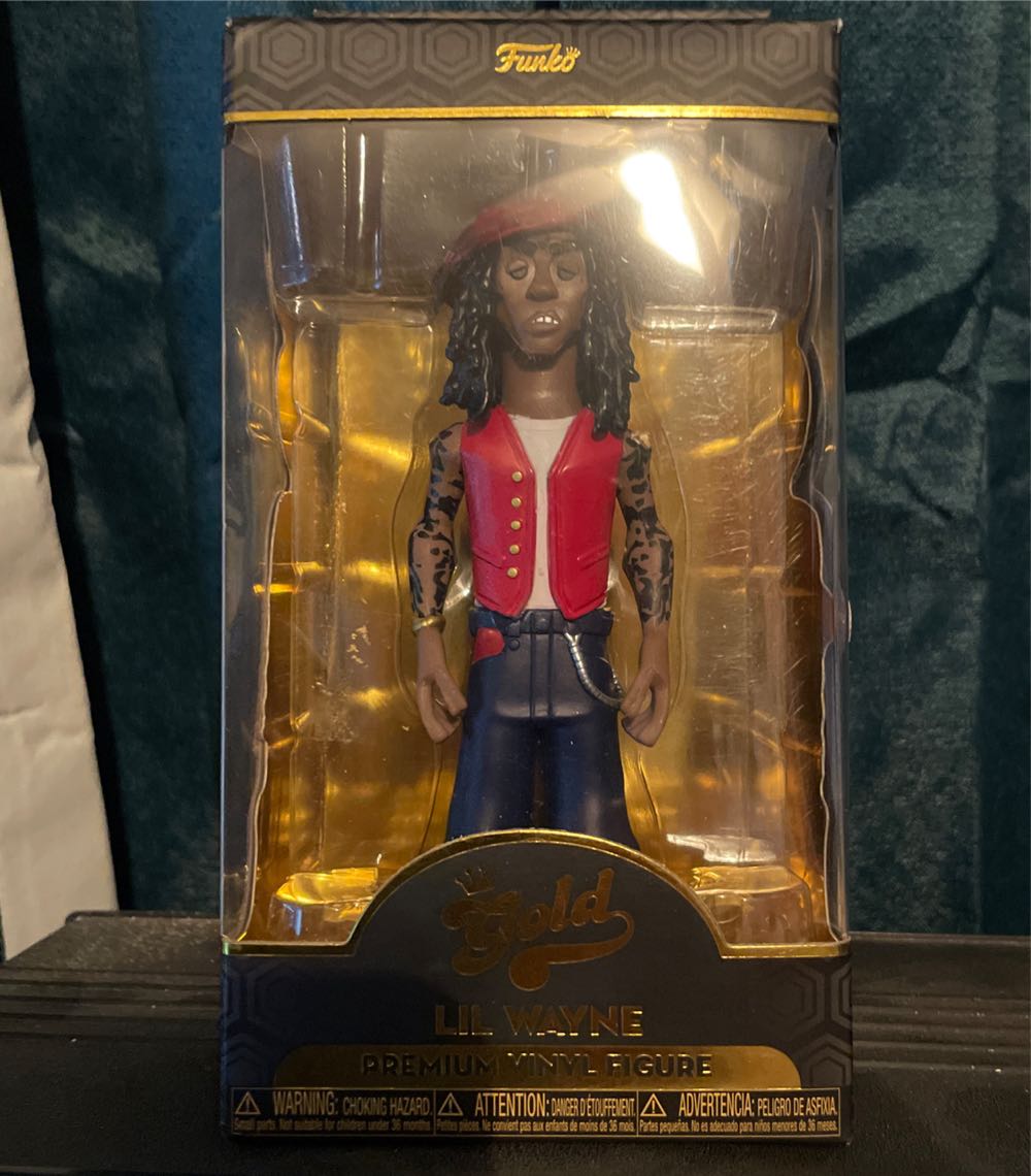 Winnie the Pooh (Bee)