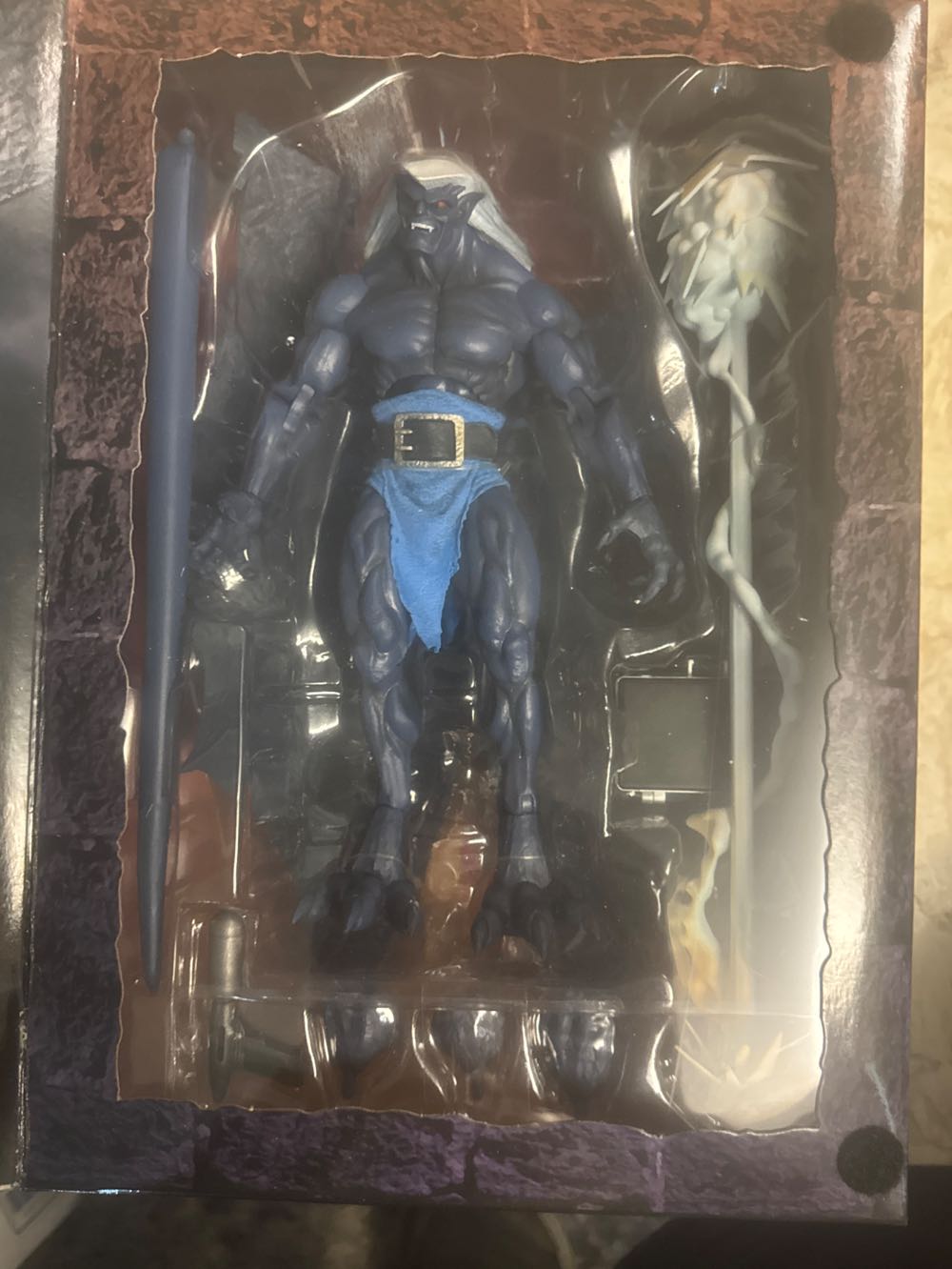 Neca Disney Gargoyles: Thailog Ultimate  vinyl figure collectible [Barcode 634482345023] - Main Image 2