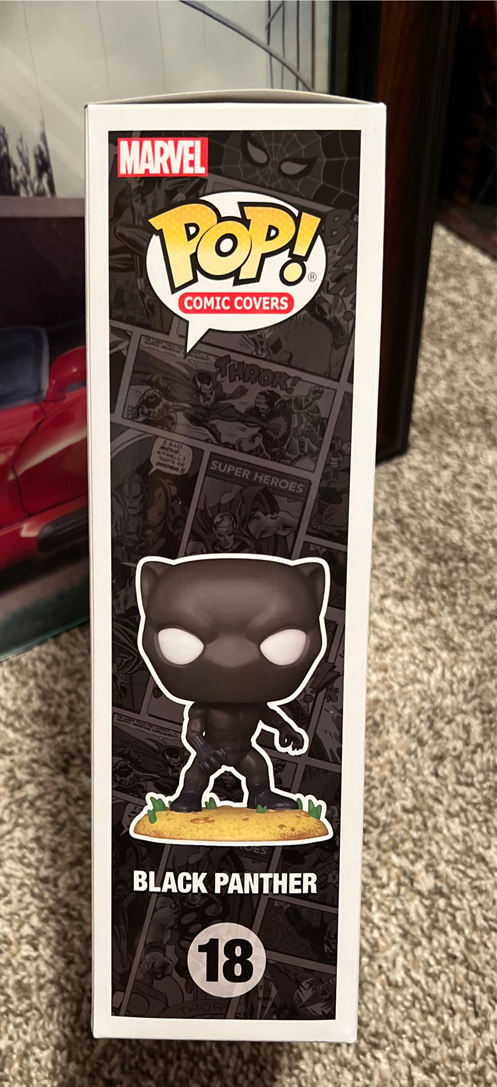 Funko POP! Comic Covers Marvel Black Panther  - Marvel Universe vinyl figure collectible [Barcode 889698640688] - Main Image 4