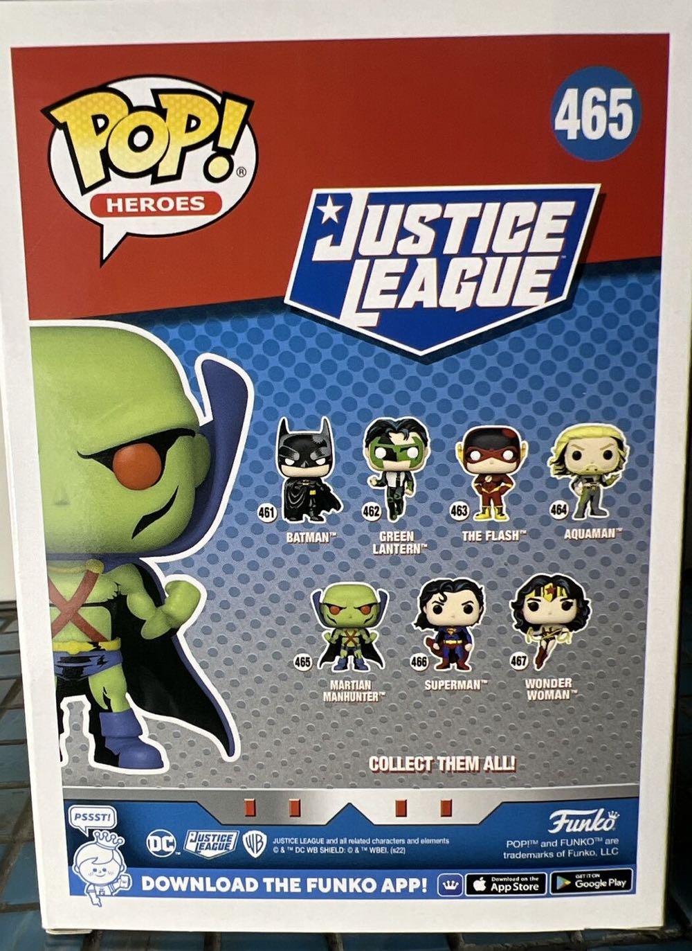 Martian Manhunter - DC Universe vinyl figure collectible [Barcode 889698666190] - Main Image 3
