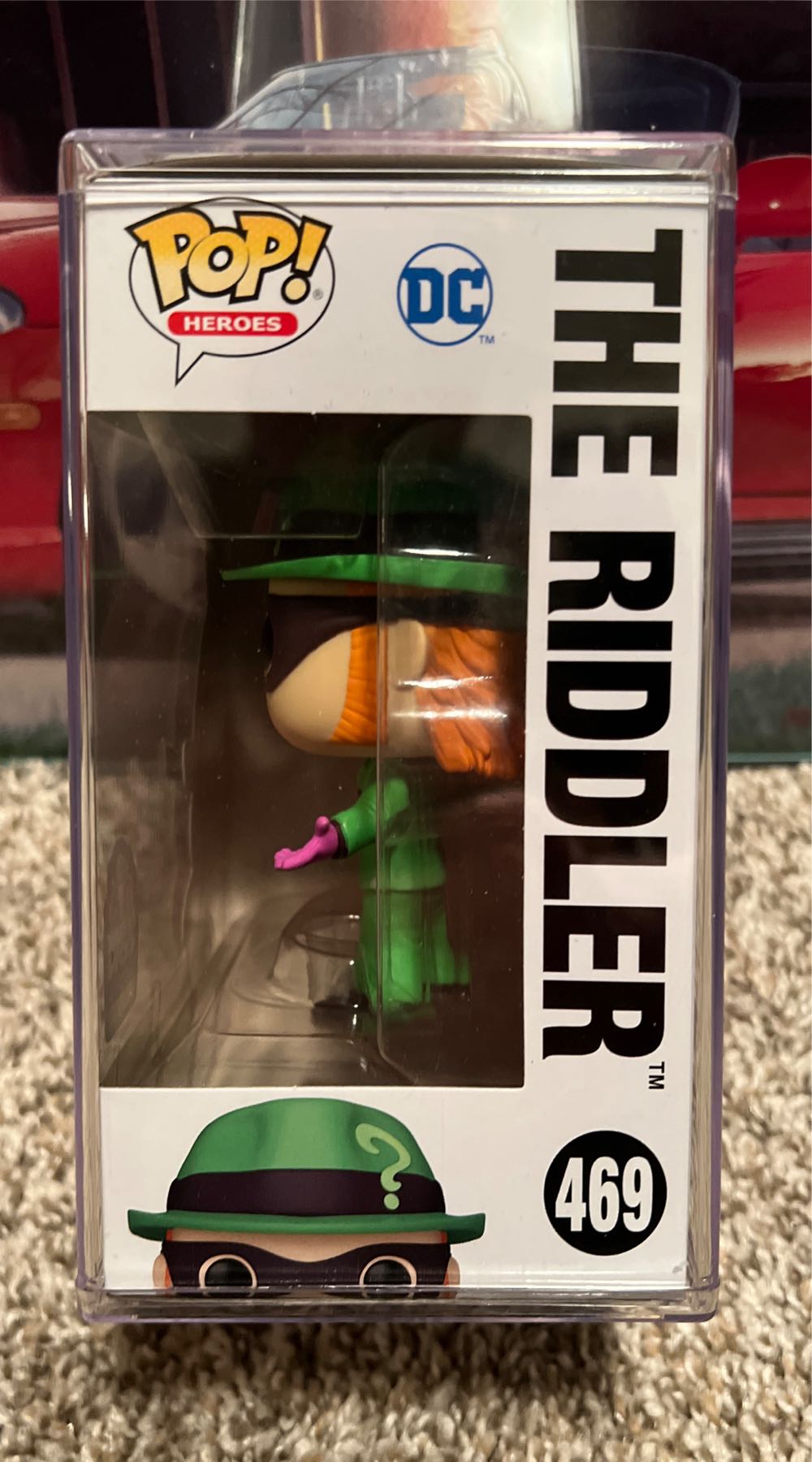 The Riddler - Batman vinyl figure collectible [Barcode 889698688529] - Main Image 3