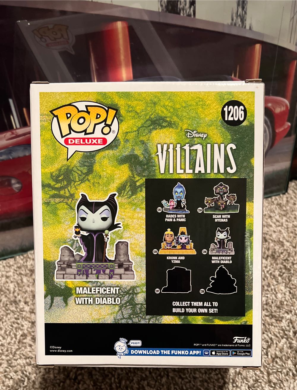 Disney Villains: Maleficent w/Diablo - Disney Villains vinyl figure collectible [Barcode 889698646796] - Main Image 2