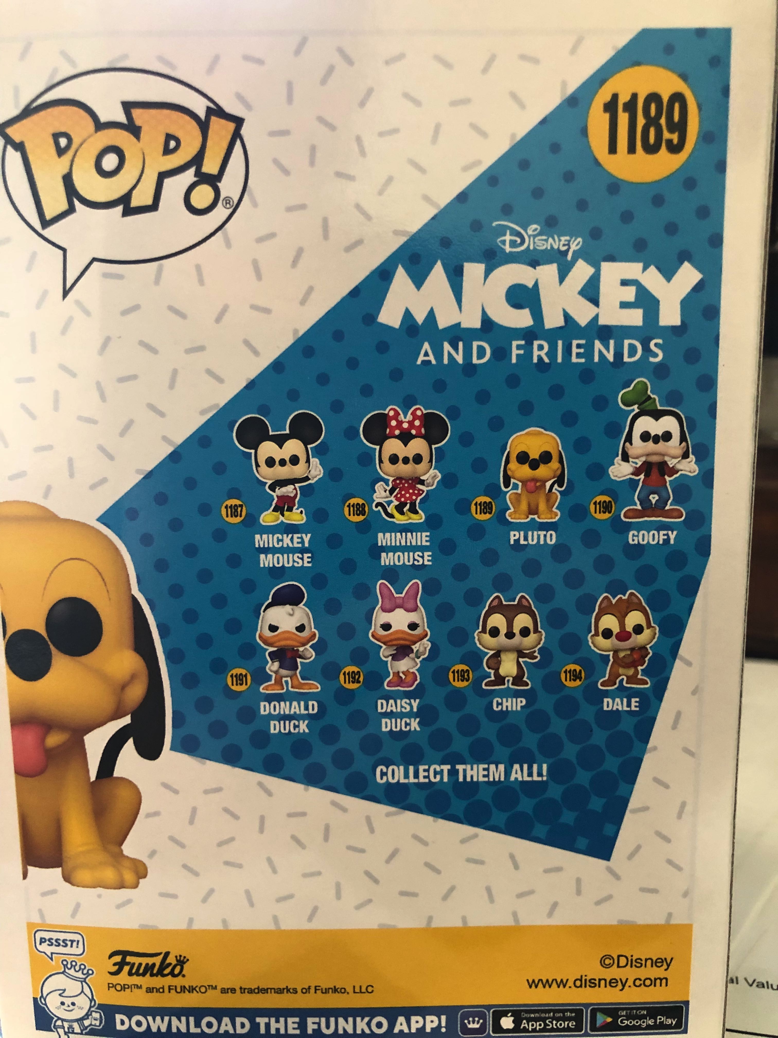 Pluto - Disney vinyl figure collectible [Barcode 889698596183] - Main Image 2