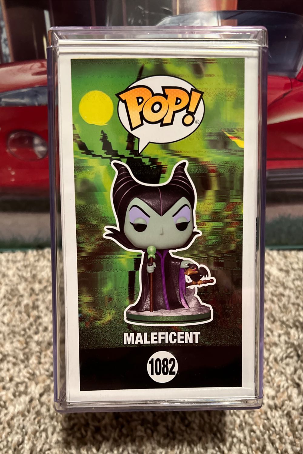 #1082 Disney: Villains: Maleficent (TargetCon) - Disney Villains vinyl figure collectible [Barcode 889698589215] - Main Image 4