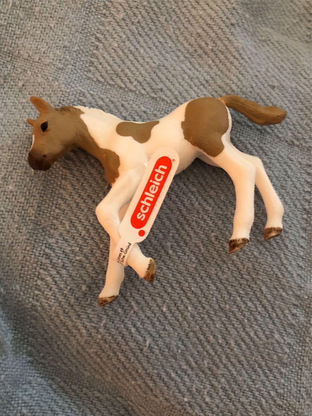 Schleich Horse Club Realistic Horse Toys For Girls And Boys Paint Horse Foal Spotted Horse Toy Ages 5  vinyl figure collectible [Barcode 4059433025650] - Main Image 3