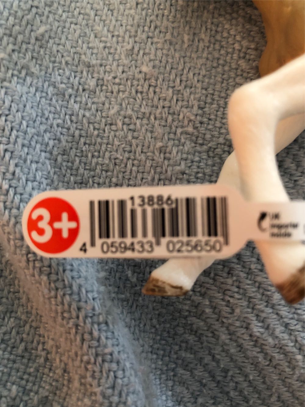 Schleich Horse Club Realistic Horse Toys For Girls And Boys Paint Horse Foal Spotted Horse Toy Ages 5  vinyl figure collectible [Barcode 4059433025650] - Main Image 4