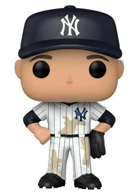 Derek Jeter (Muddy) Chase - MLB vinyl figure collectible [Barcode 889698649971] - Main Image 2