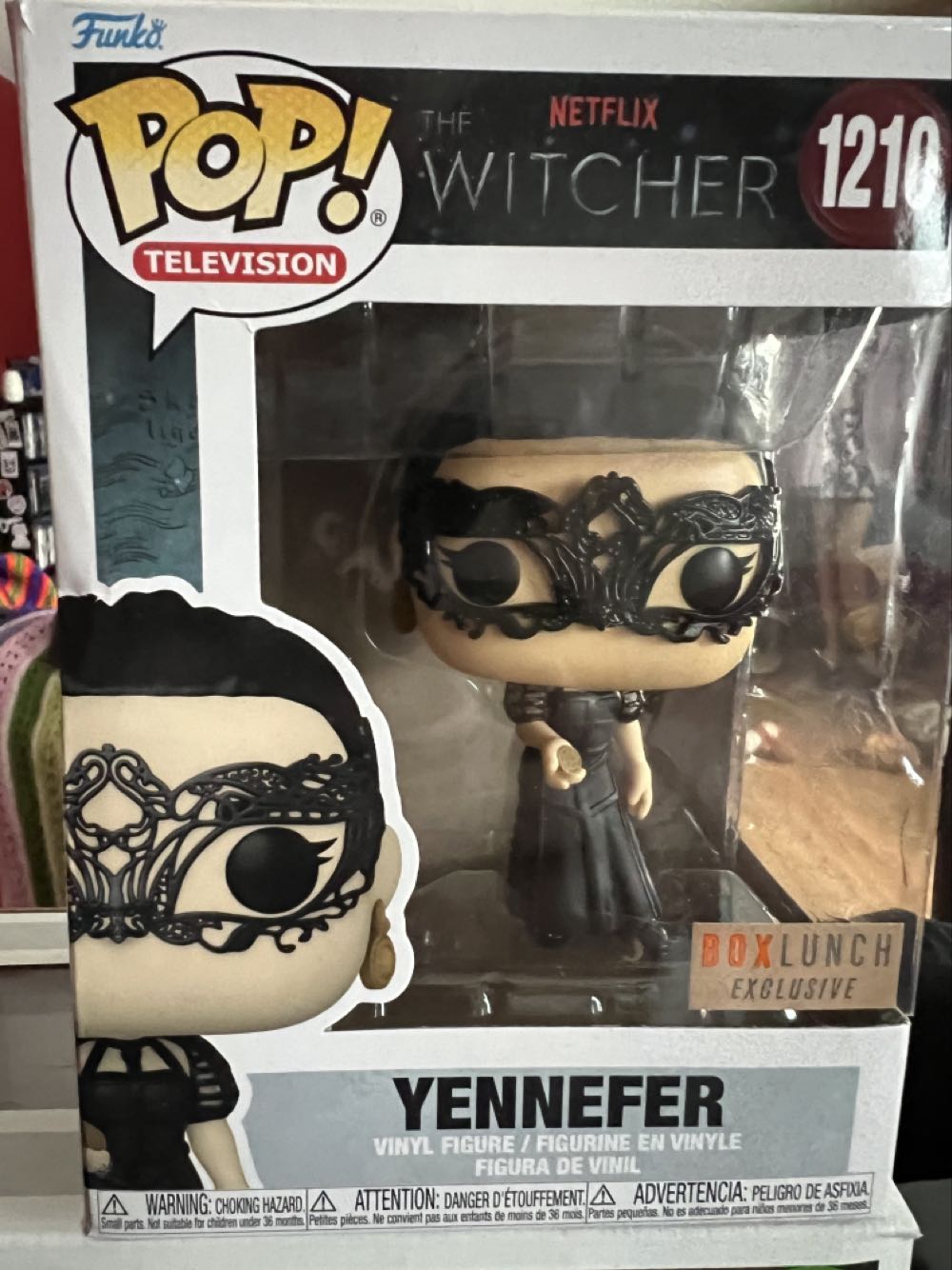 Yennifer  vinyl figure collectible - Main Image 1
