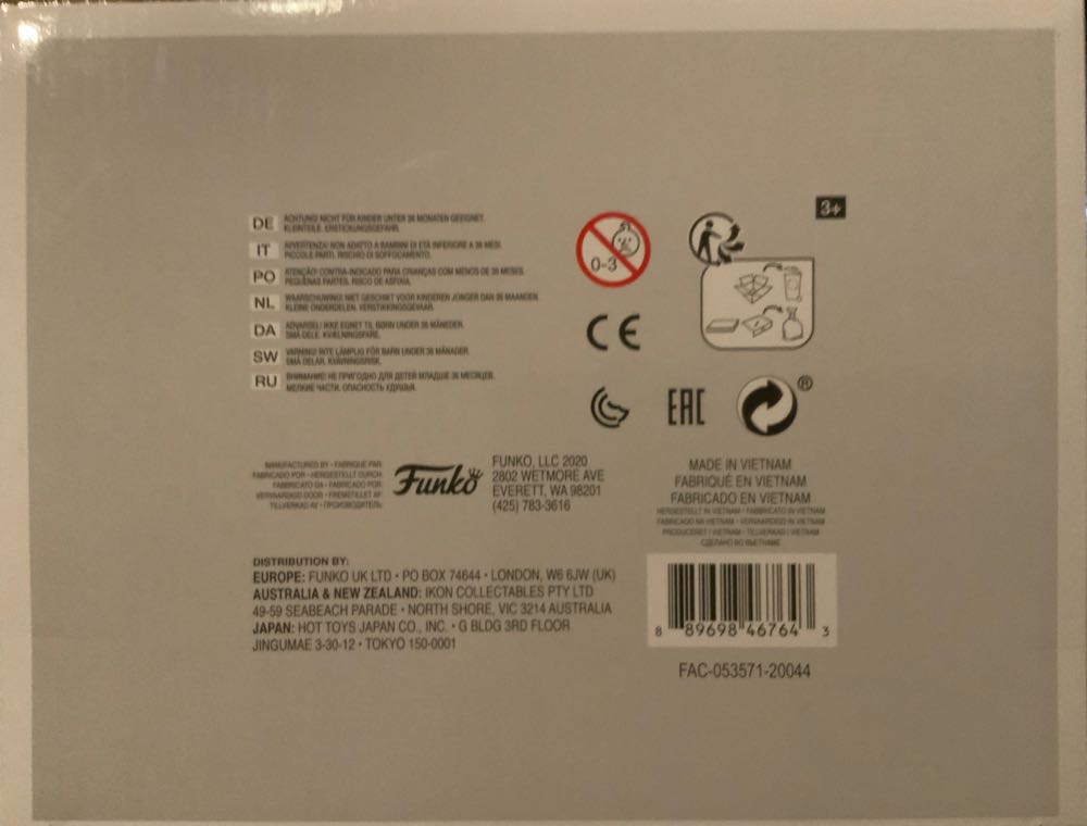 Luke Skywalker w/Tauntaun  vinyl figure collectible - Main Image 4