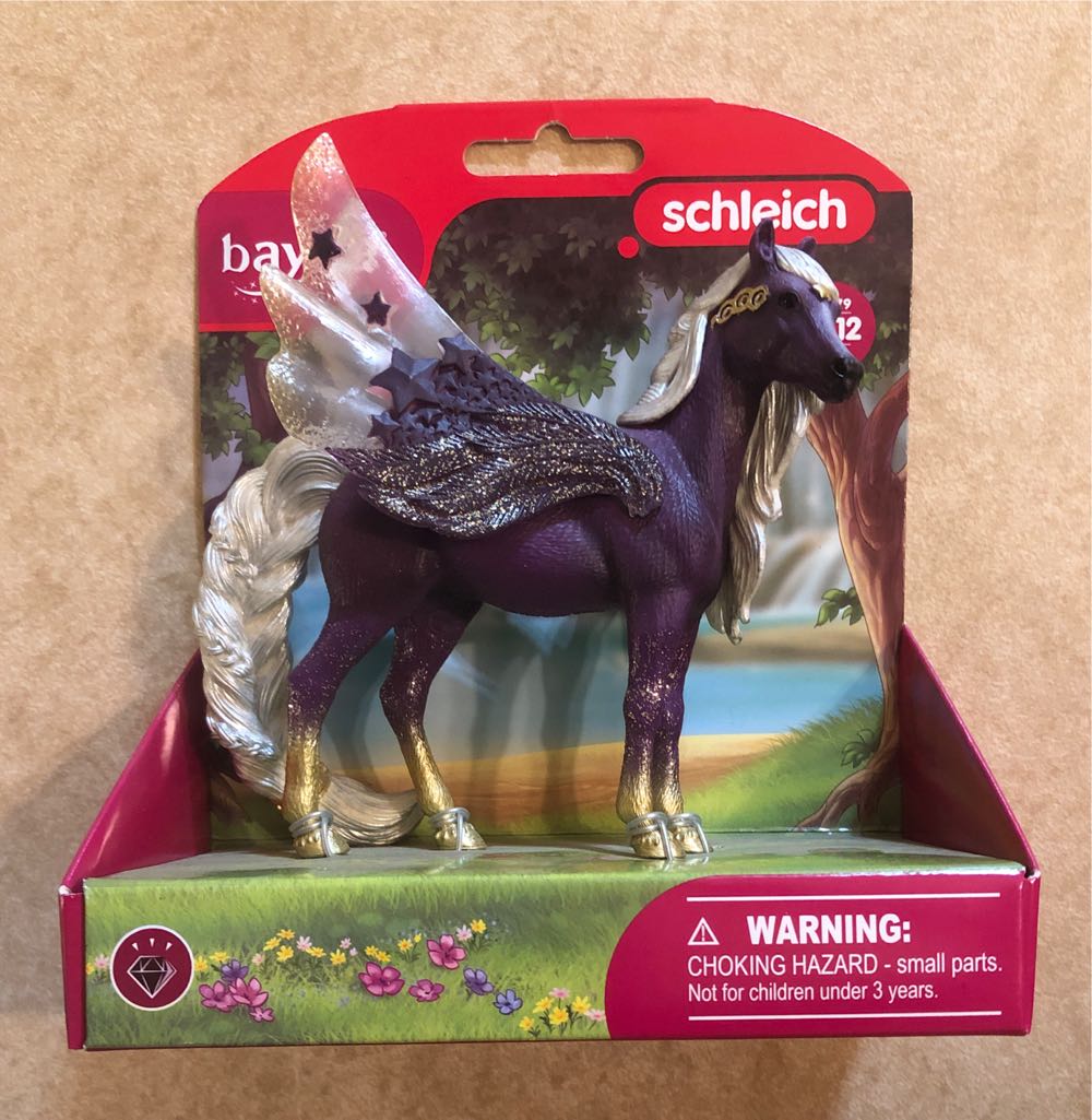 Schleich Bayala Unicorn Gifts For Girls And Boys Star Unicorn Pegasus Purple And Gold  vinyl figure collectible [Barcode 4059433574141] - Main Image 2