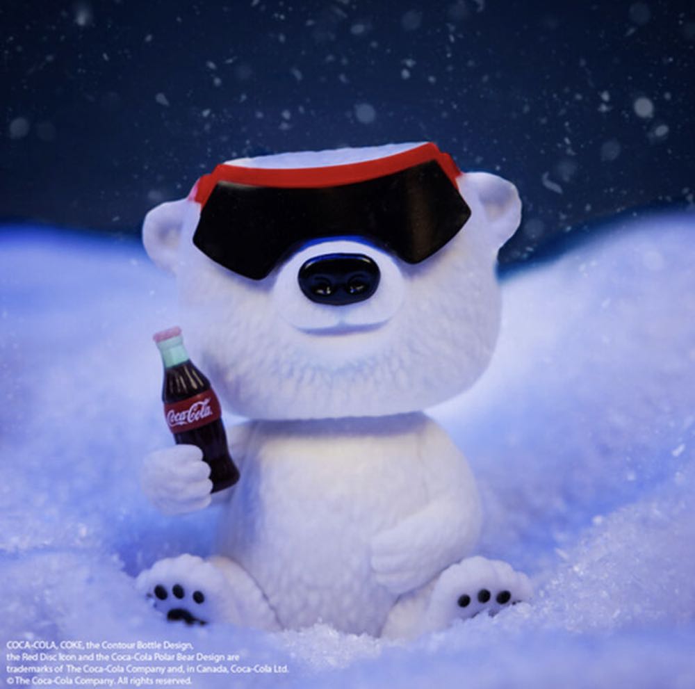 90s Coca-Cola (Polar Bear) - Ad Icons vinyl figure collectible [Barcode 889698663472] - Main Image 4