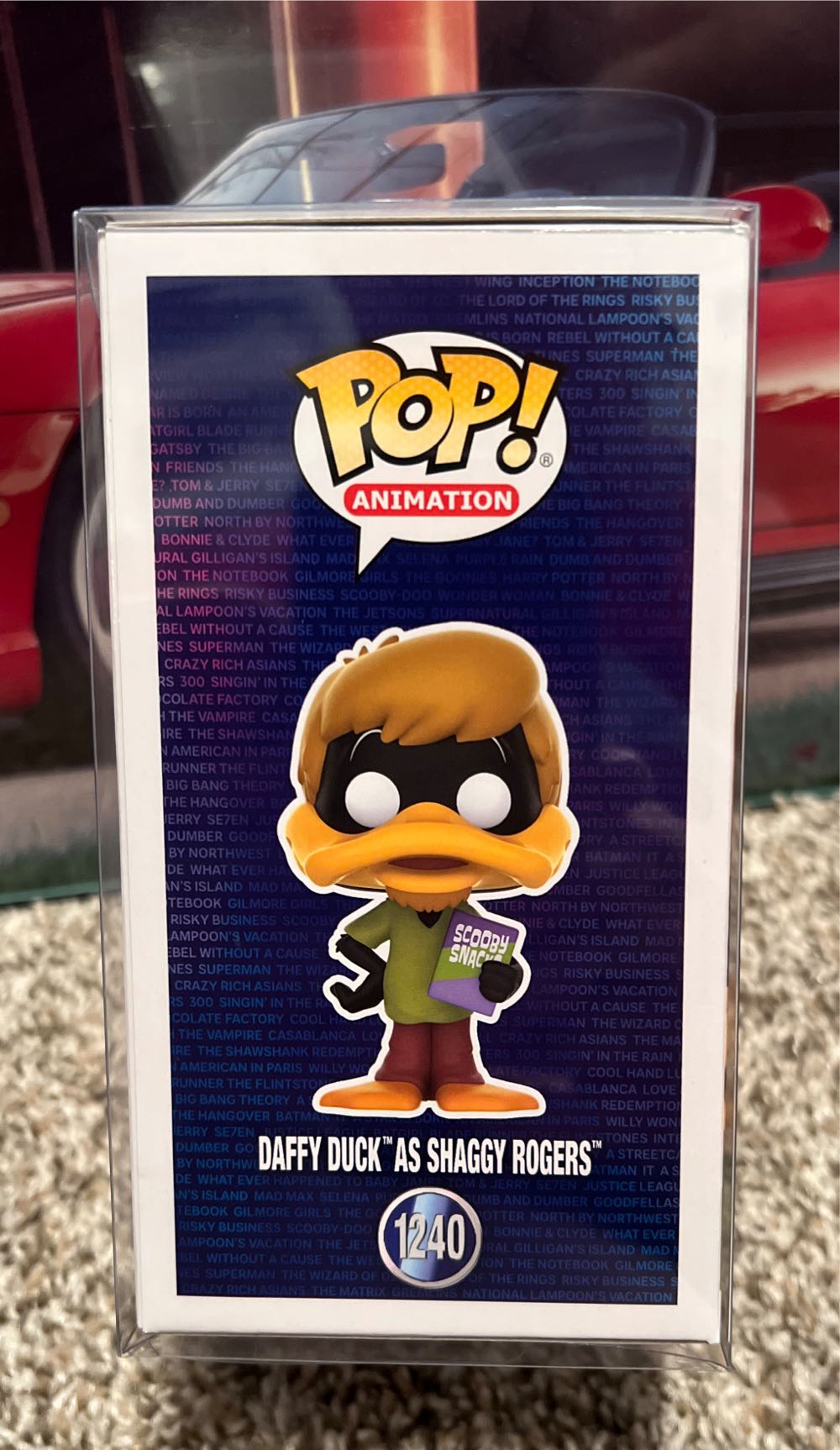 WB100 -1240- Daffy Duck As Shaggy Rogers - Warner Bros. vinyl figure collectible [Barcode 889698694254] - Main Image 4