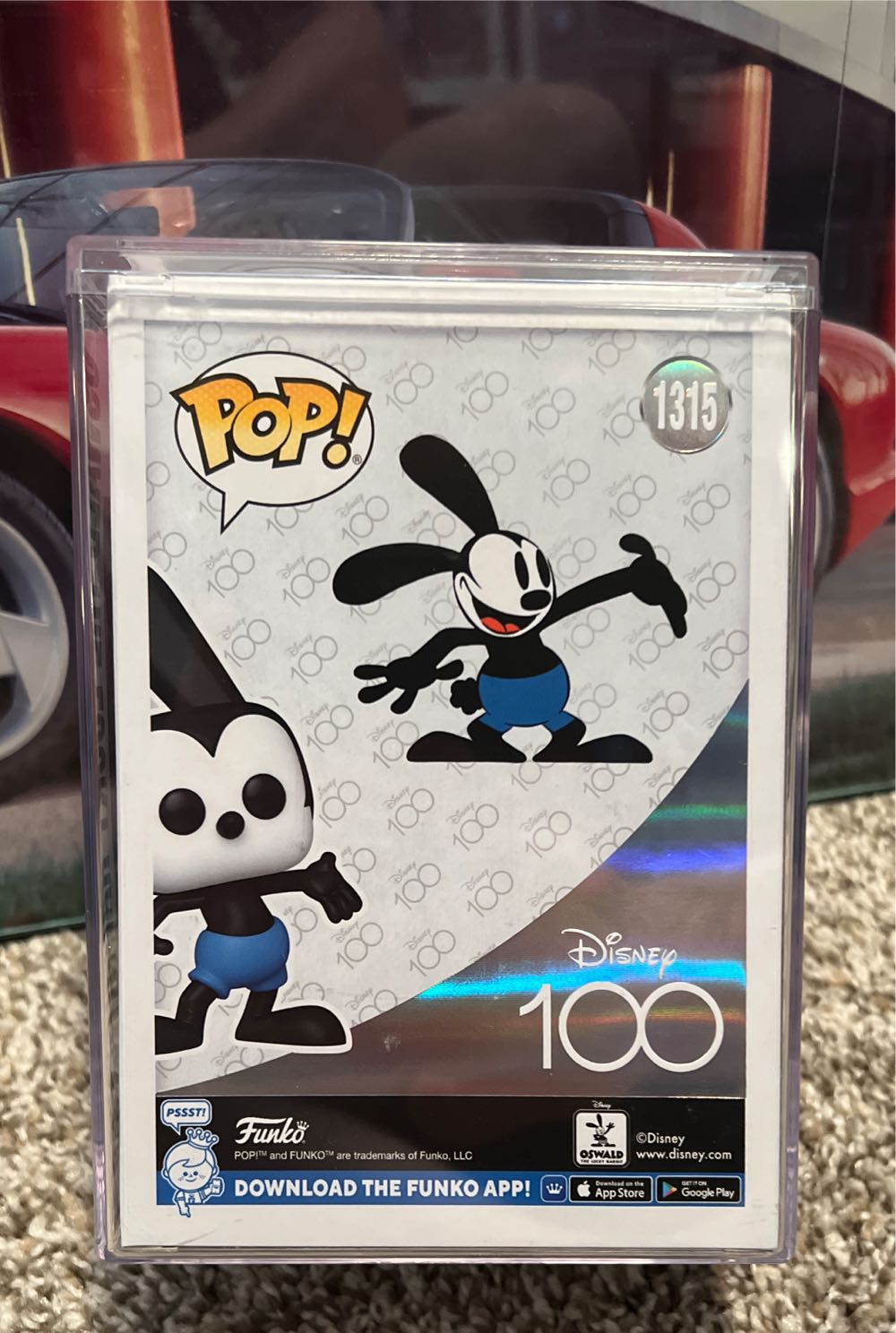 Funko Pop! Disney 100: Oswald The Lucky Rabbit # 1315 - Disney vinyl figure collectible [Barcode 889698679527] - Main Image 2