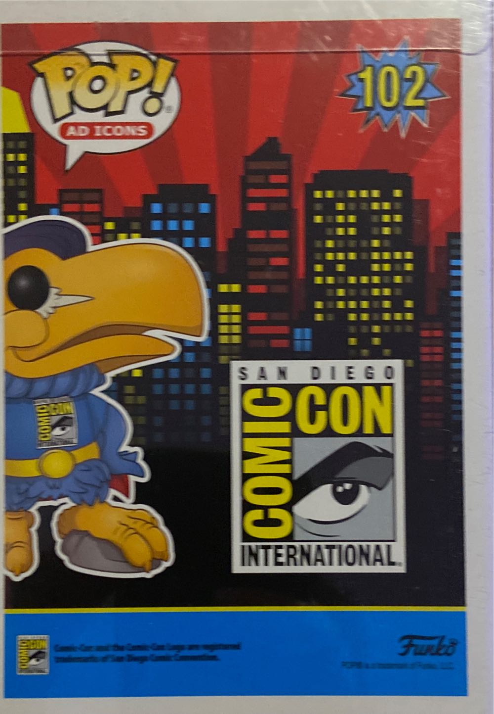 Toucan (Blue)  vinyl figure collectible [Barcode 889698494427] - Main Image 2