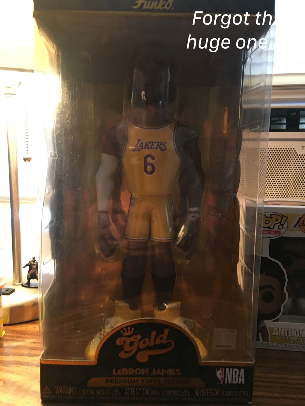 Labron James - Funko vinyl figure collectible [Barcode 889698572903] - Main Image 3