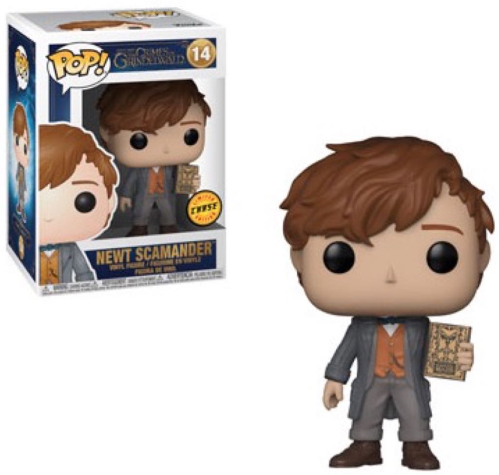 Newt Scamander with Book - Fantastic Beasts: The Crimes of Grindelwald vinyl figure collectible - Main Image 1