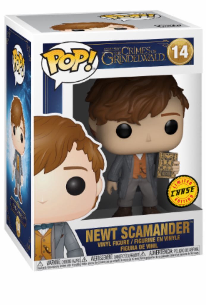 Newt Scamander with Book - Fantastic Beasts: The Crimes of Grindelwald vinyl figure collectible - Main Image 2