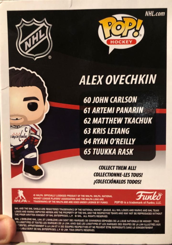 Alex Ovechkin (White)  vinyl figure collectible [Barcode 889698506397] - Main Image 2