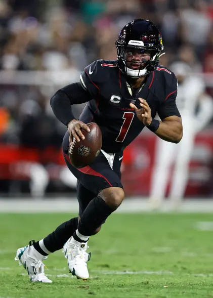 Kyler Murray - NFL vinyl figure collectible [Barcode 889698428798] - Main Image 3