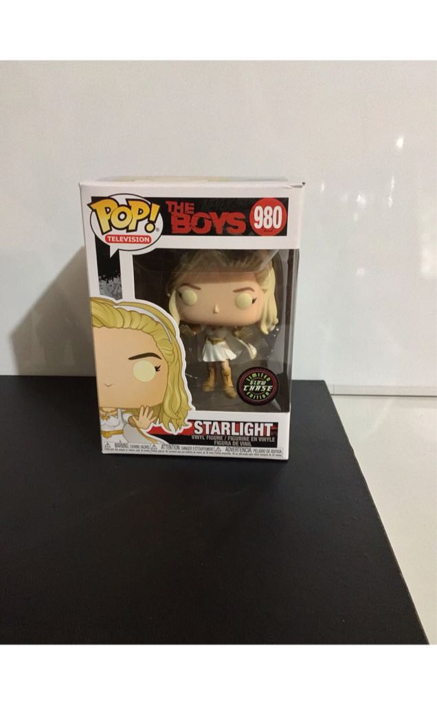 Starlight (Chase)  vinyl figure collectible - Main Image 2