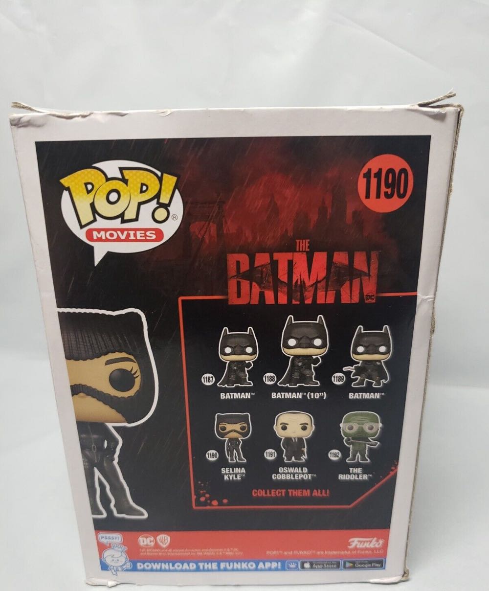 Catwoman- Selina Kyle (The Batman) - Batman vinyl figure collectible - Main Image 3