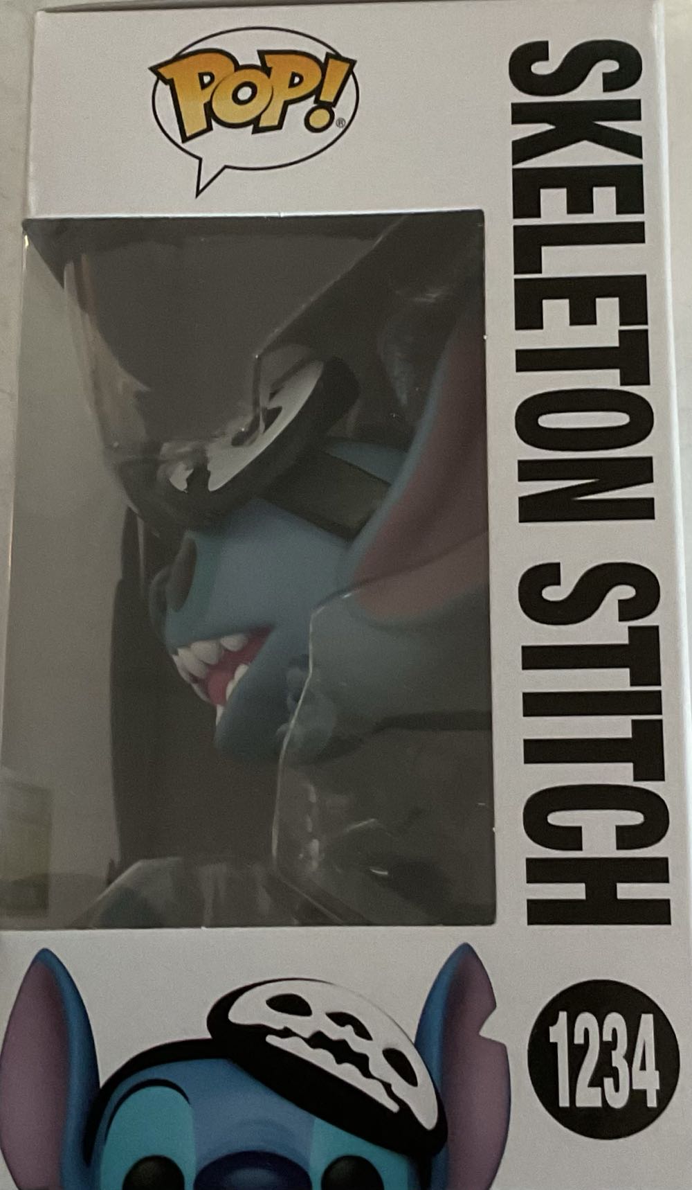 Lilo And Stitch: Skeleton Stitch - Disney vinyl figure collectible [Barcode 889698663304] - Main Image 4