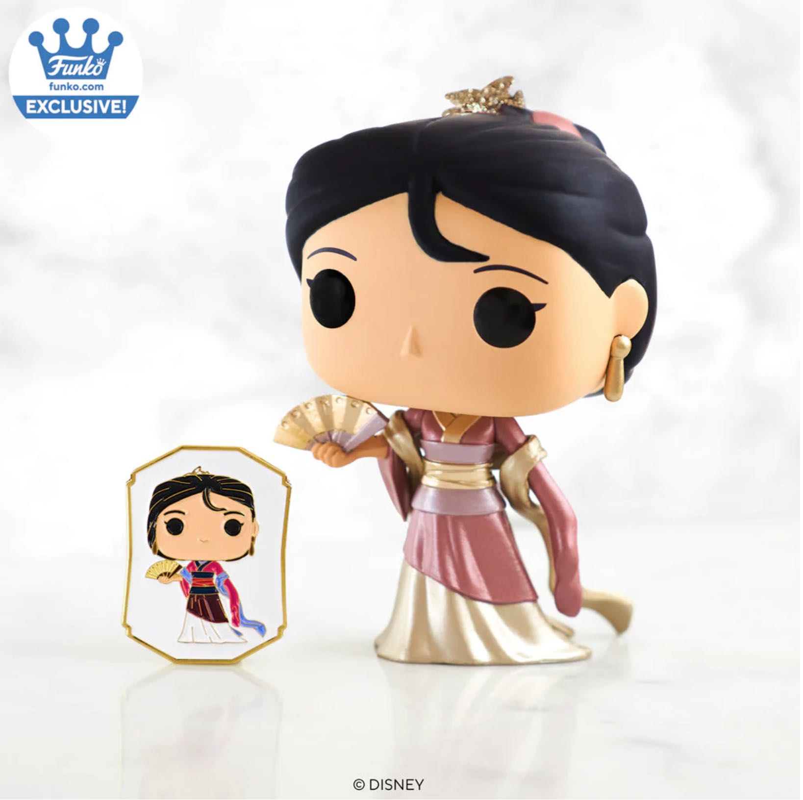 Mulan Gold with Pin (Funko Shop Exclusive) - Disney vinyl figure collectible [Barcode 889698565721] - Main Image 4