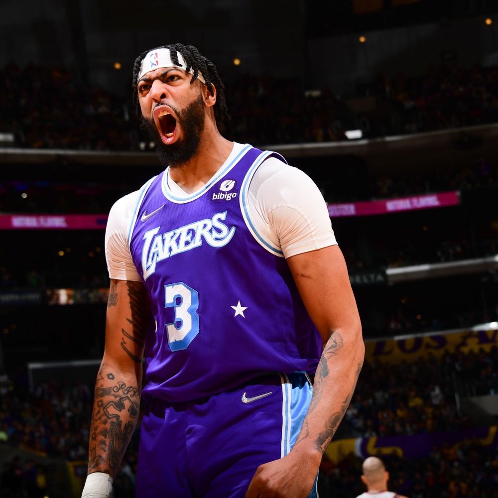 Anthony Davis 20€ - Funko vinyl figure collectible [Barcode 889698640091] - Main Image 3