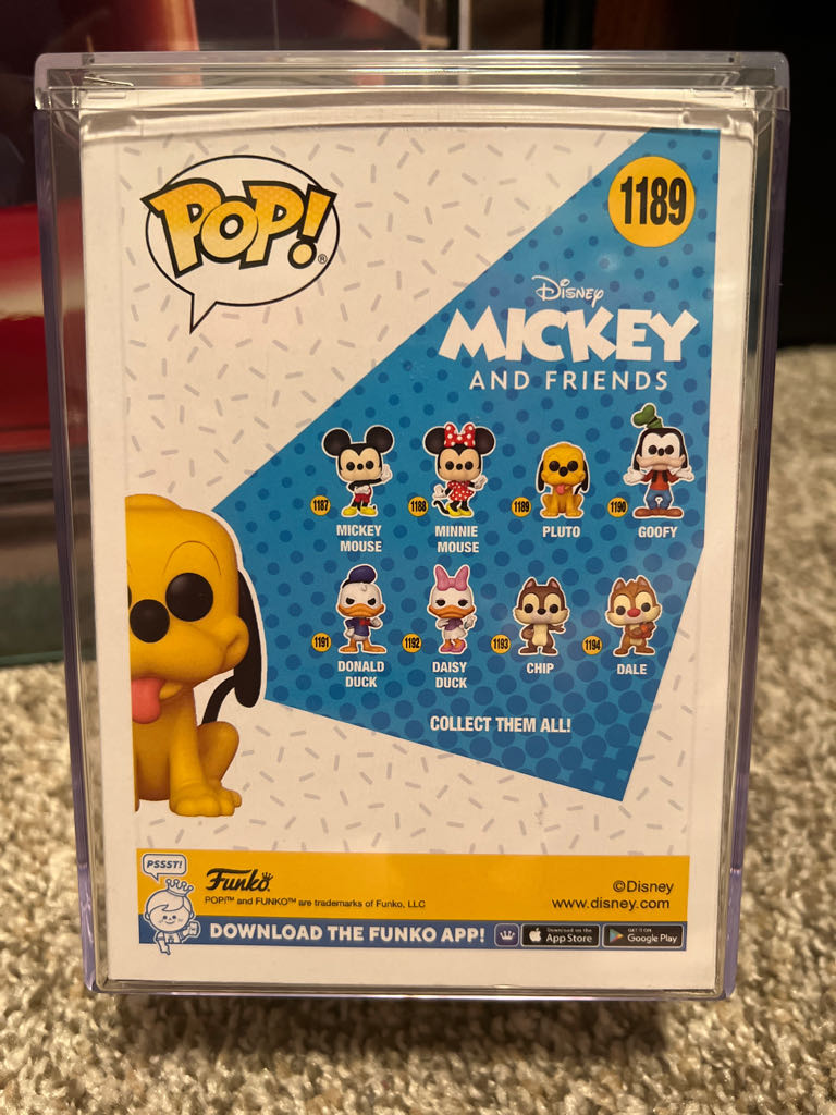 Disney-Pluto - Disney vinyl figure collectible [Barcode 889698596251] - Main Image 2