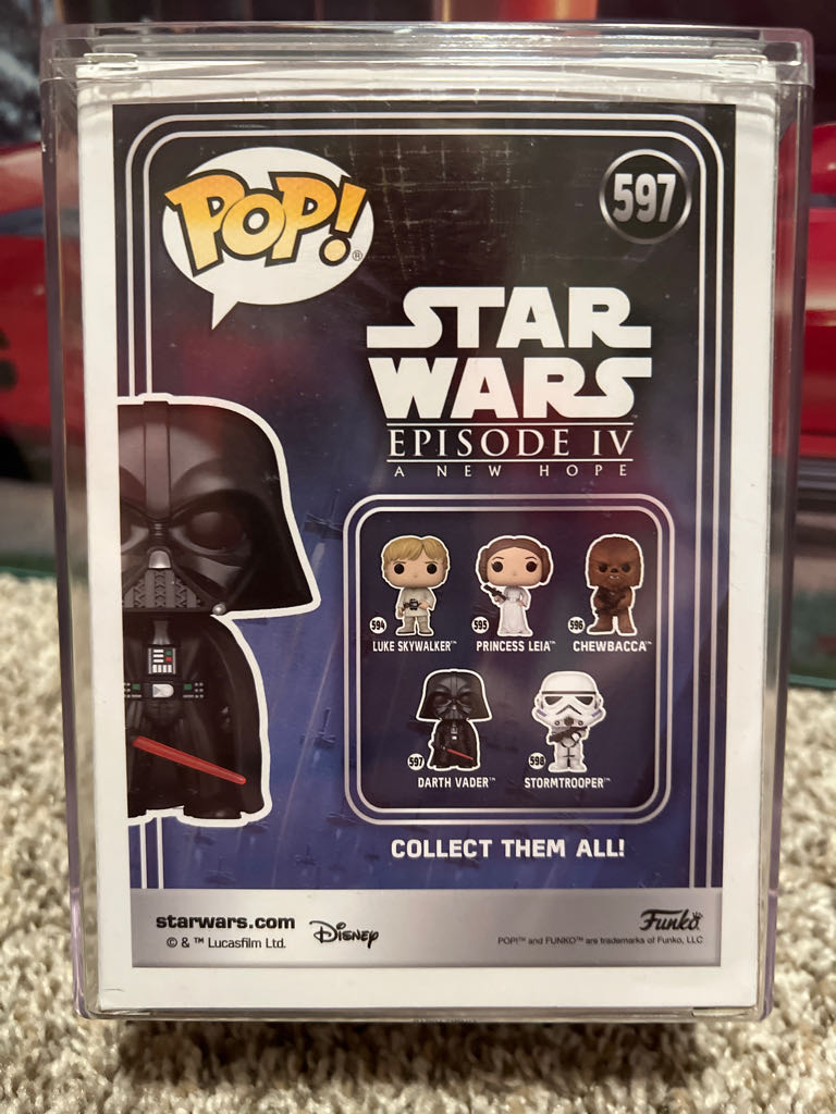 Darth Vader - Star Wars vinyl figure collectible [Barcode 889698675345] - Main Image 2