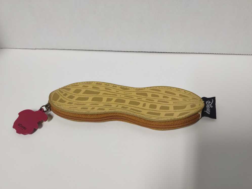 Peanut Pouch (Dumbo) - Dumbo vinyl figure collectible - Main Image 2