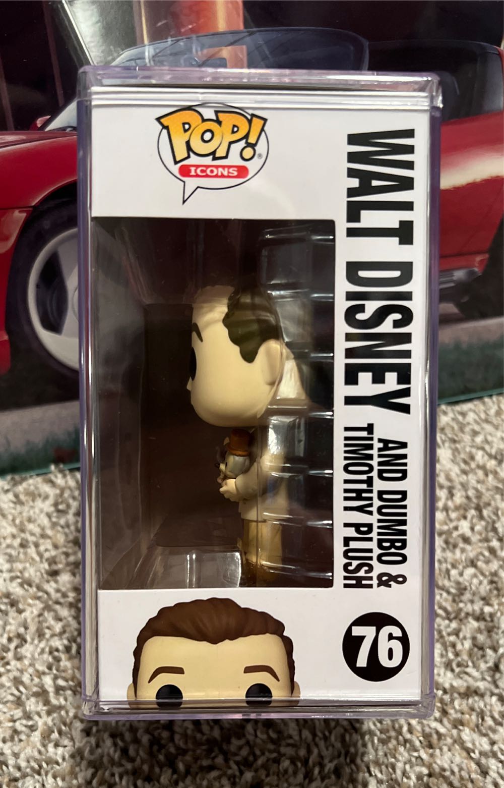 Disney-Walt Disney (with Dumbo & Timothy) - Disney vinyl figure collectible [Barcode 889698679961] - Main Image 3