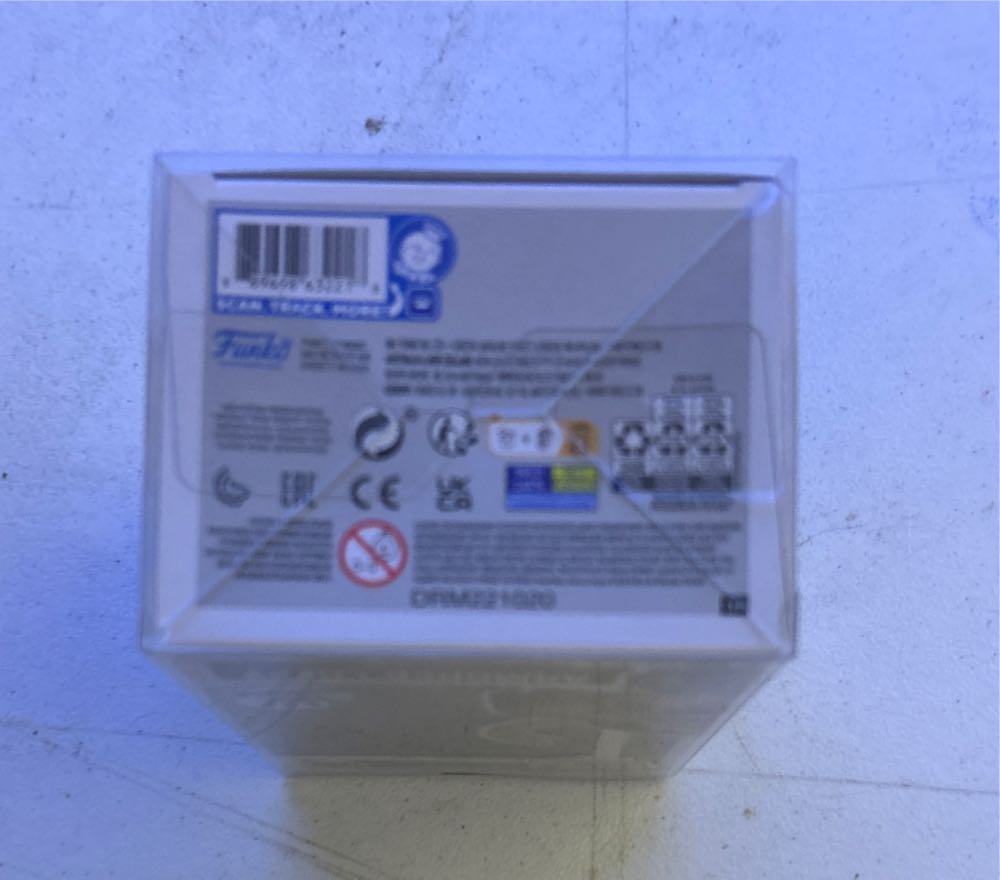 Armored Luffy - One Piece vinyl figure collectible [Barcode 889698632218] - Main Image 4