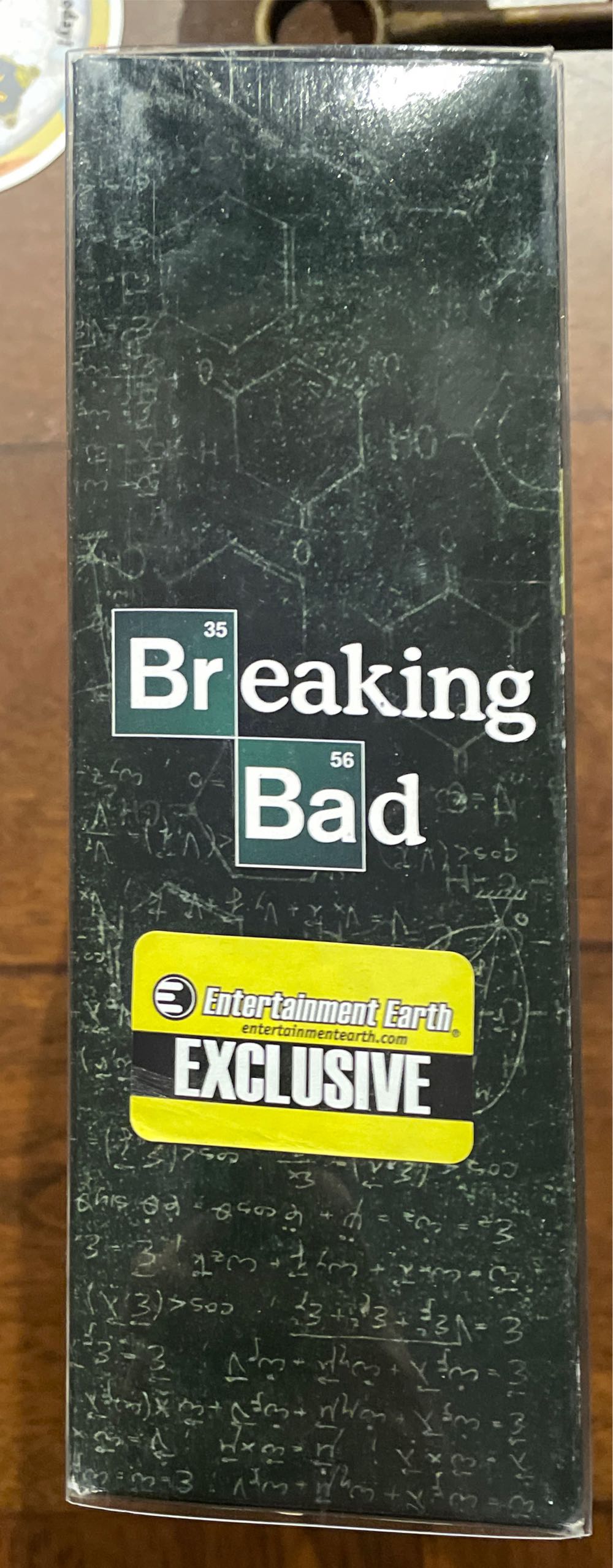 Mezco Breaking Bad Gus Fring Burned Face Action Figure Entertainment Earth Exclusive  vinyl figure collectible [Barcode 696198753615] - Main Image 3