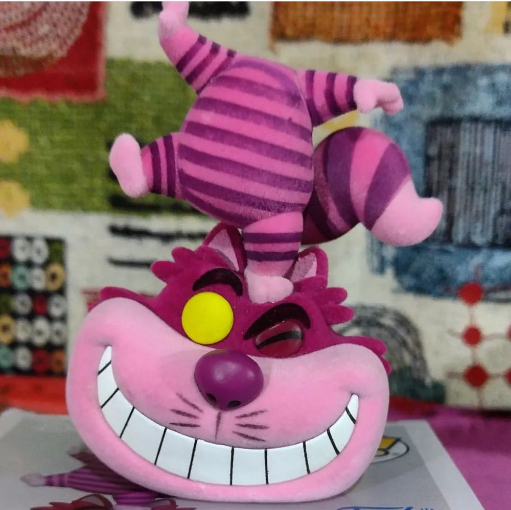 Cheshire Cat - Alice in Wonderland vinyl figure collectible - Main Image 2
