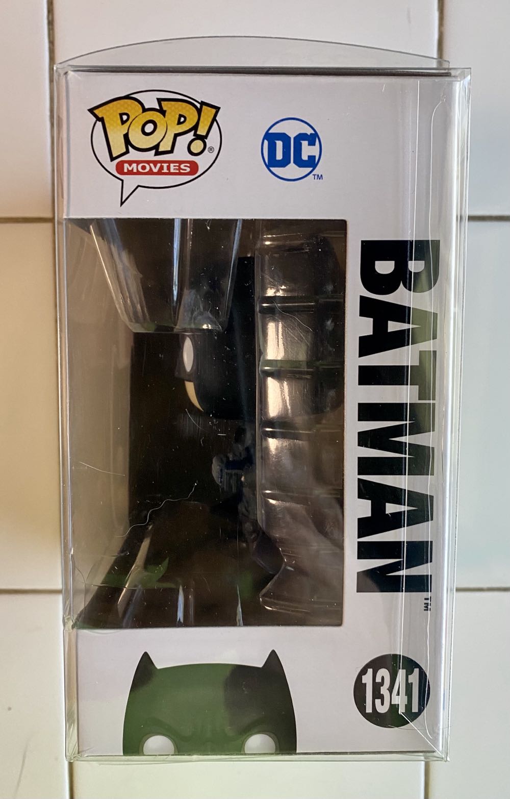 Funko Pop! Movies: Dc The Flash Batman - Batman vinyl figure collectible [Barcode 889698656016] - Main Image 4