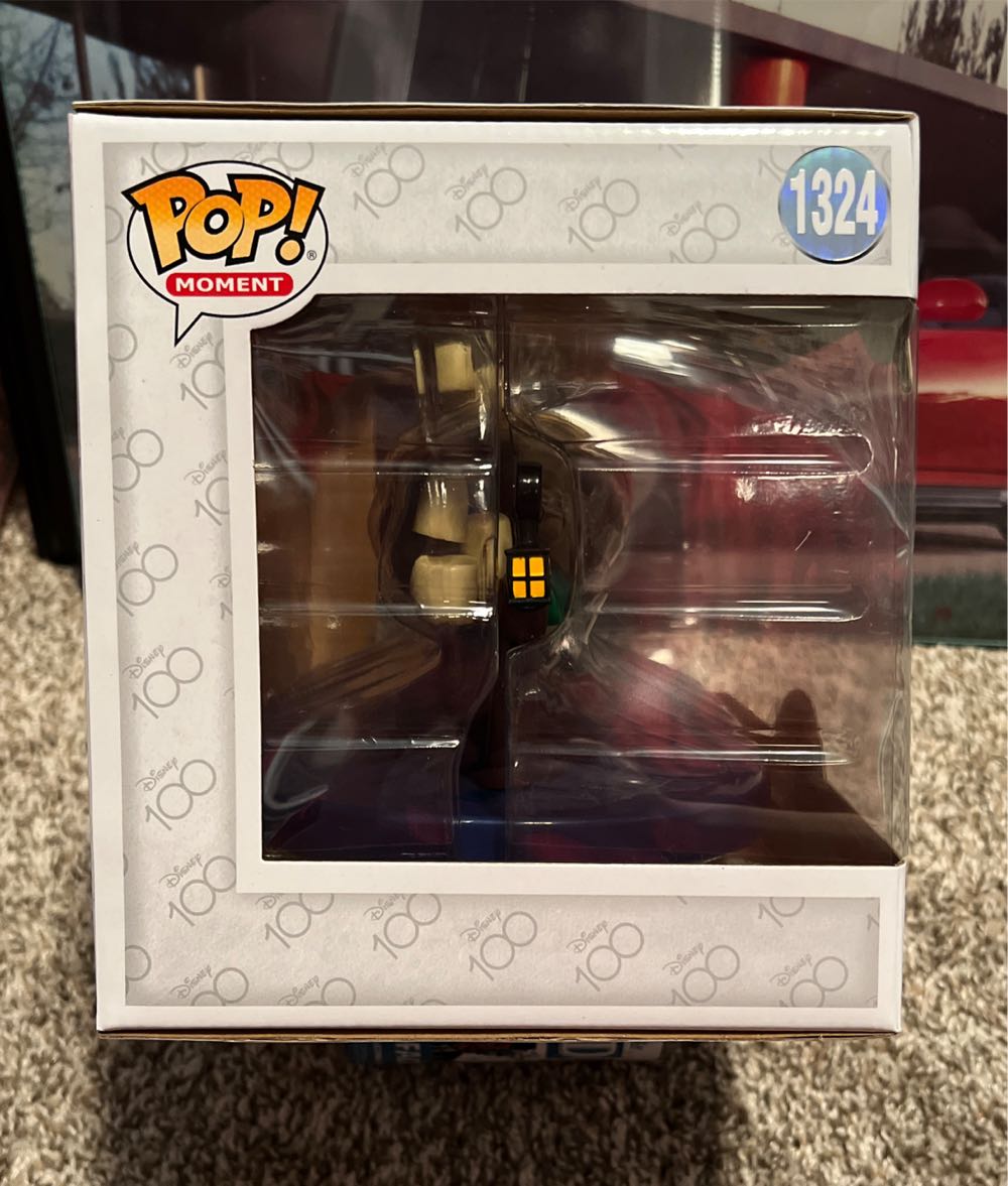 Tangled: Rapunzel And Flynn - Tangled vinyl figure collectible [Barcode 889698679787] - Main Image 4