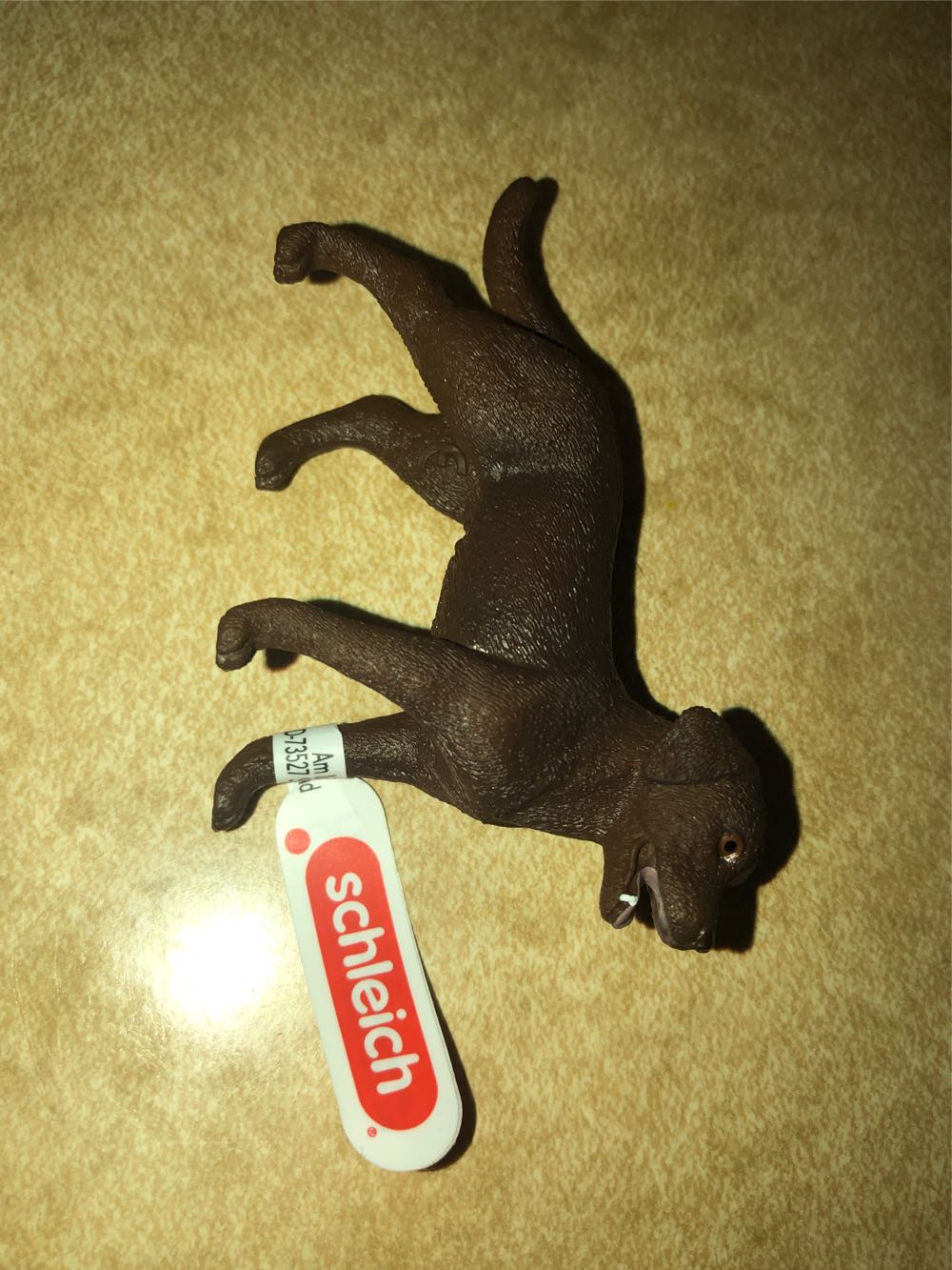Schleich Farm World Labrador Retriever Dog  vinyl figure collectible [Barcode 4055744012556] - Main Image 2