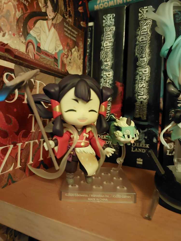 Wattson with Nessie (Cyber Punked)