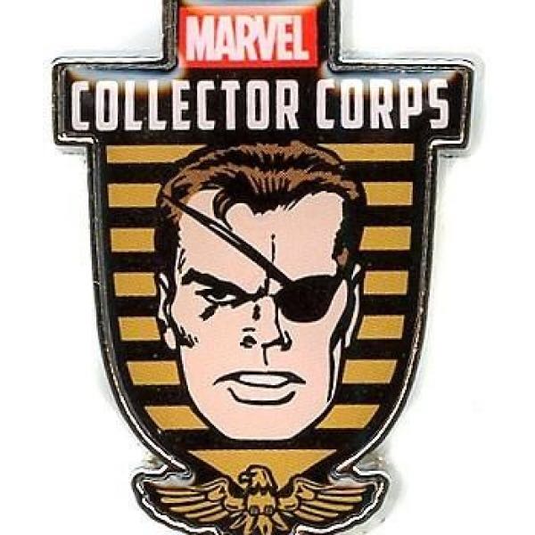 Pokémon Tcg: Dragonite V Box Or Hoopa V Box