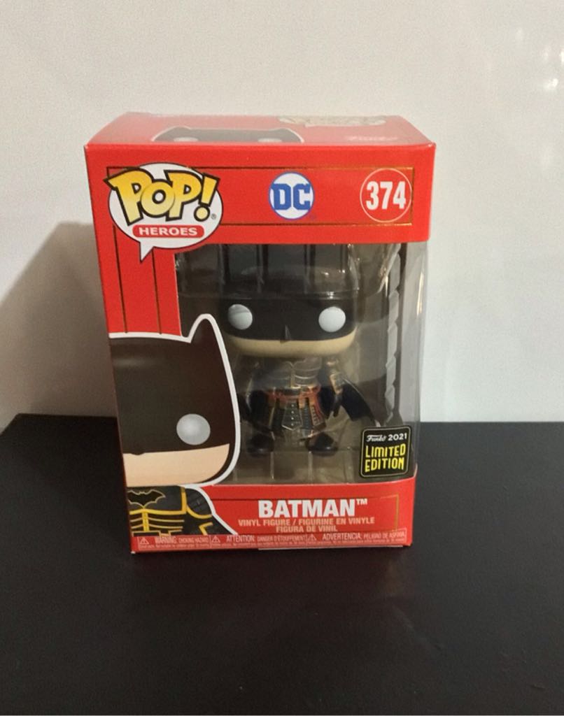 Batman: (China LE 2021) - Batman vinyl figure collectible [Barcode 846626033554] - Main Image 2