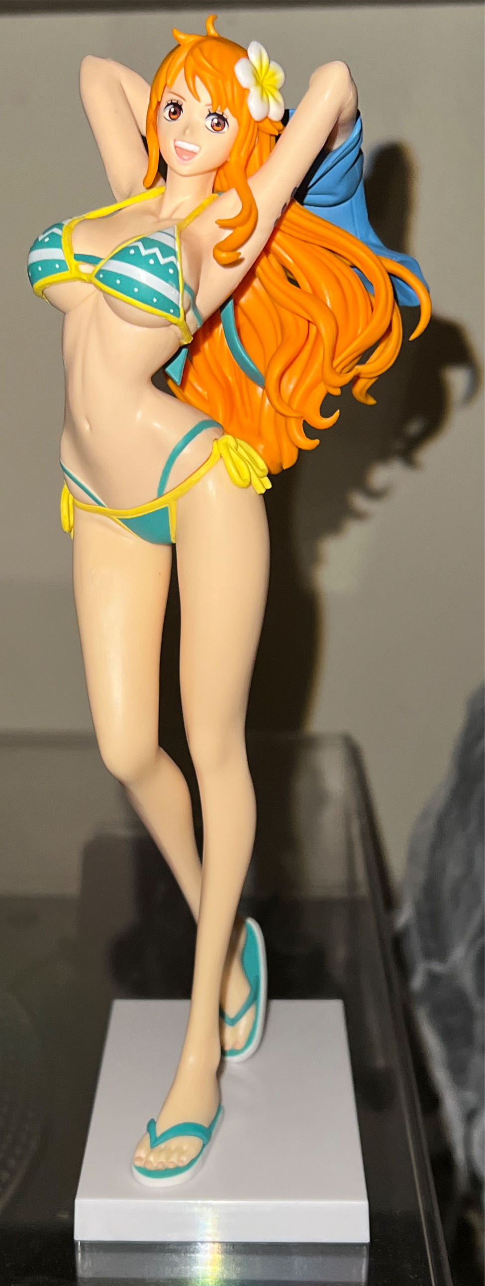 Banpresto Grandline Girls On Vacation - One Piece vinyl figure collectible [Barcode 4983164184884] - Main Image 2