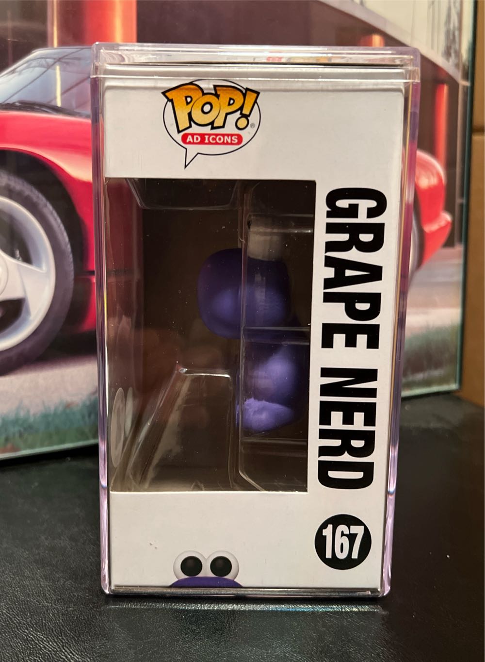 Grape Nerd  vinyl figure collectible [Barcode 889698666671] - Main Image 3